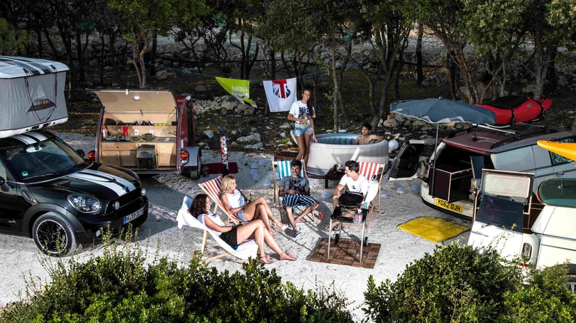 Turn Your Car Into A Cozy Campsite