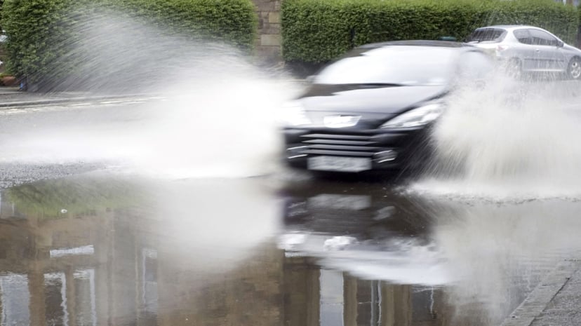 The Motorist Guide To Aquaplaning What It Is And How The Driver Should Handle It